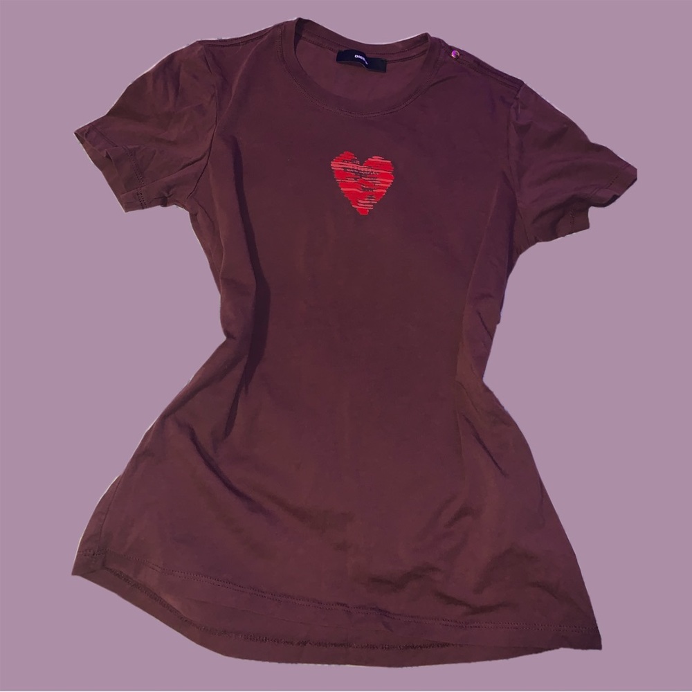 Diesel maroon t shirt with velvet heart